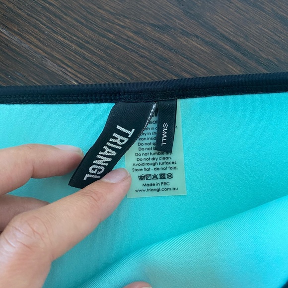 Triangl bikini size small - Picture 2 of 3